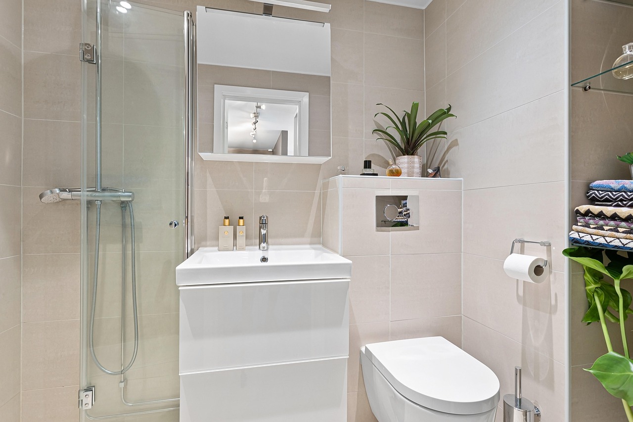 Modern bathroom